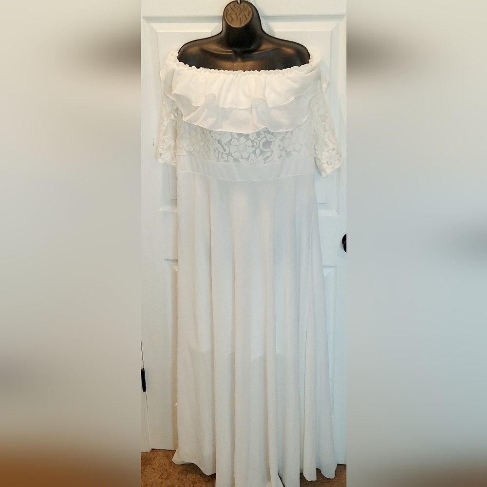 Off-White Plus Size Bridal Boutique Dress - Picture 7 of 8